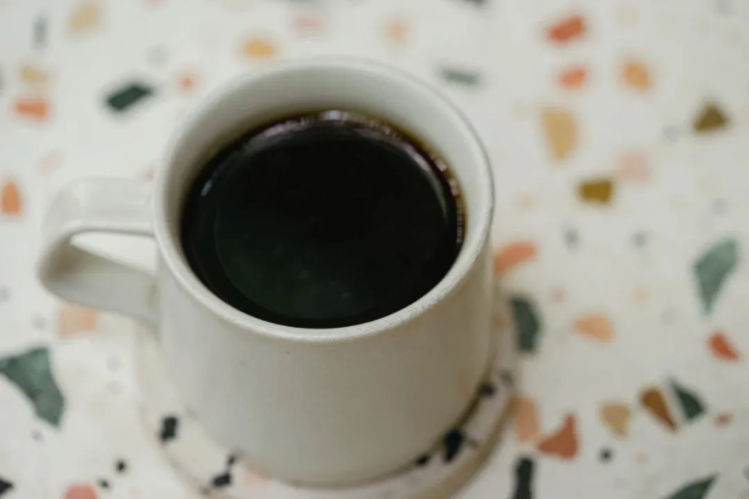 咖啡阿华田奶粉能混在一起喝吗_阿华田 咖啡因_咖啡加阿华田好喝吗